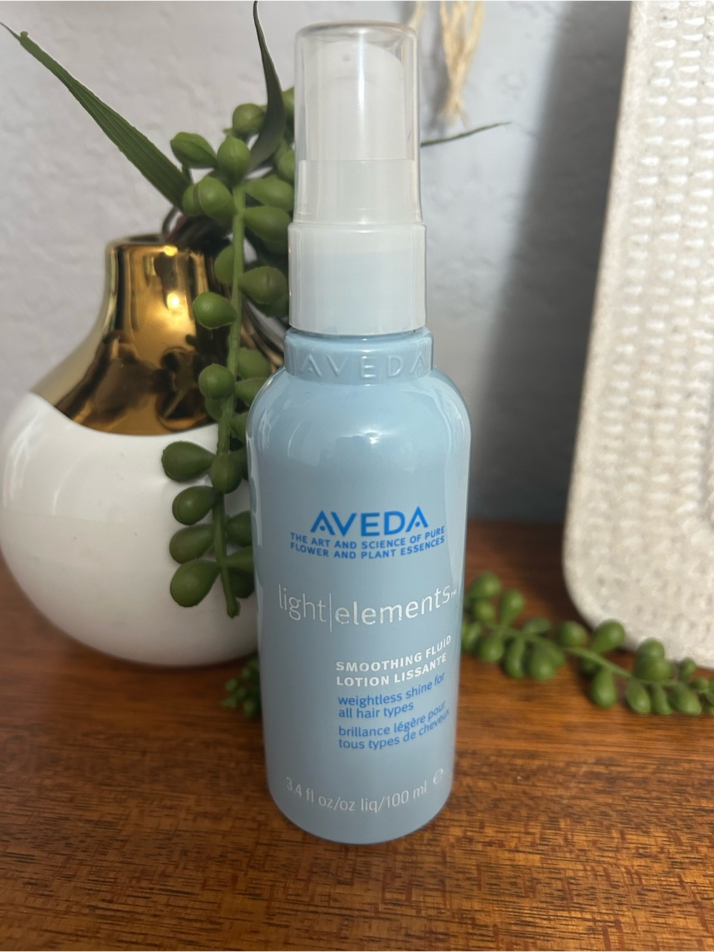 AVEDA Light Elements Smoothing Fluid